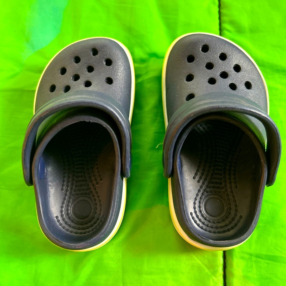 Navy blue toys r us infant crocs free shipping
